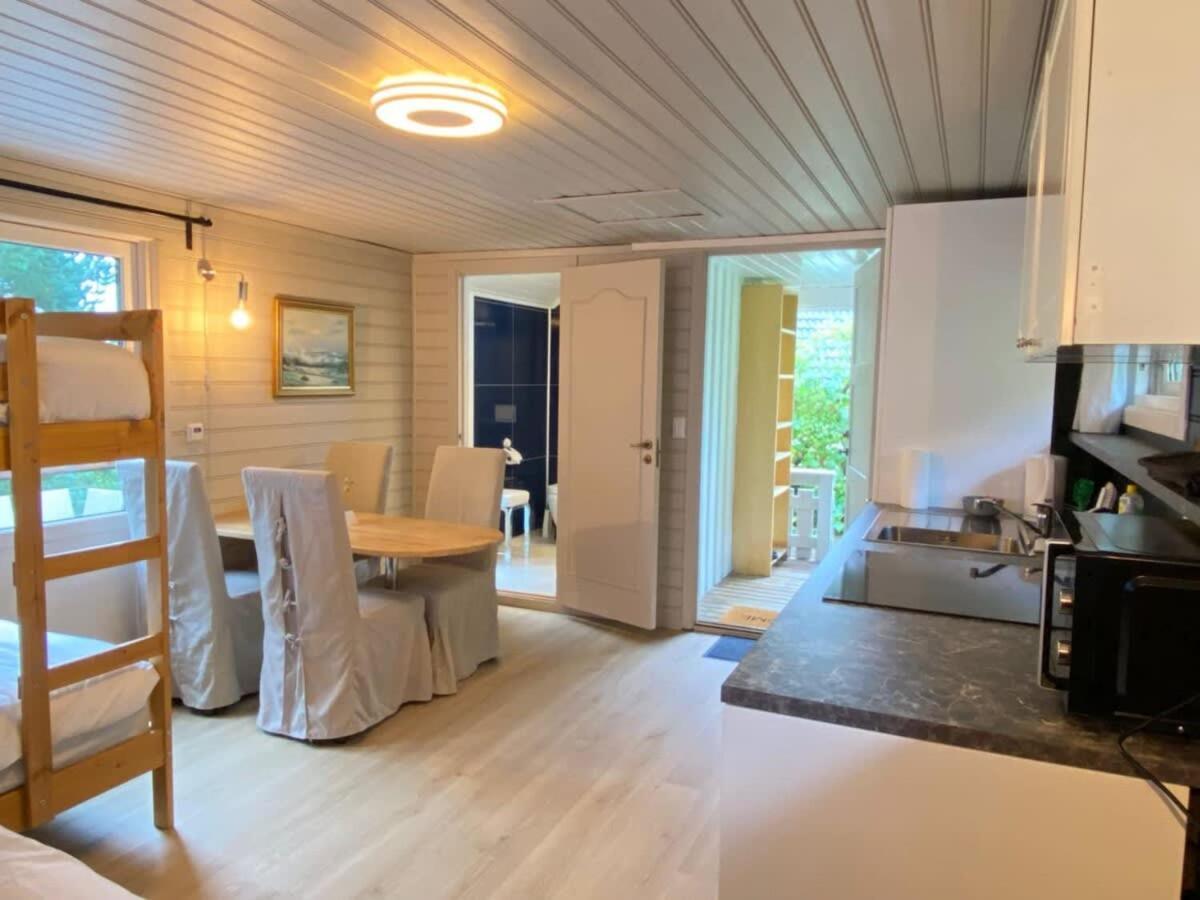 Kveldsro cabin in nice surroundings Kristiansand Esterno foto