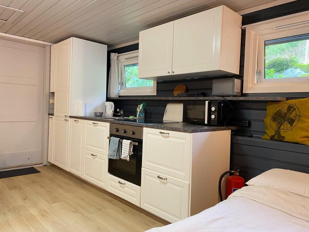 Kveldsro cabin in nice surroundings Kristiansand Esterno foto
