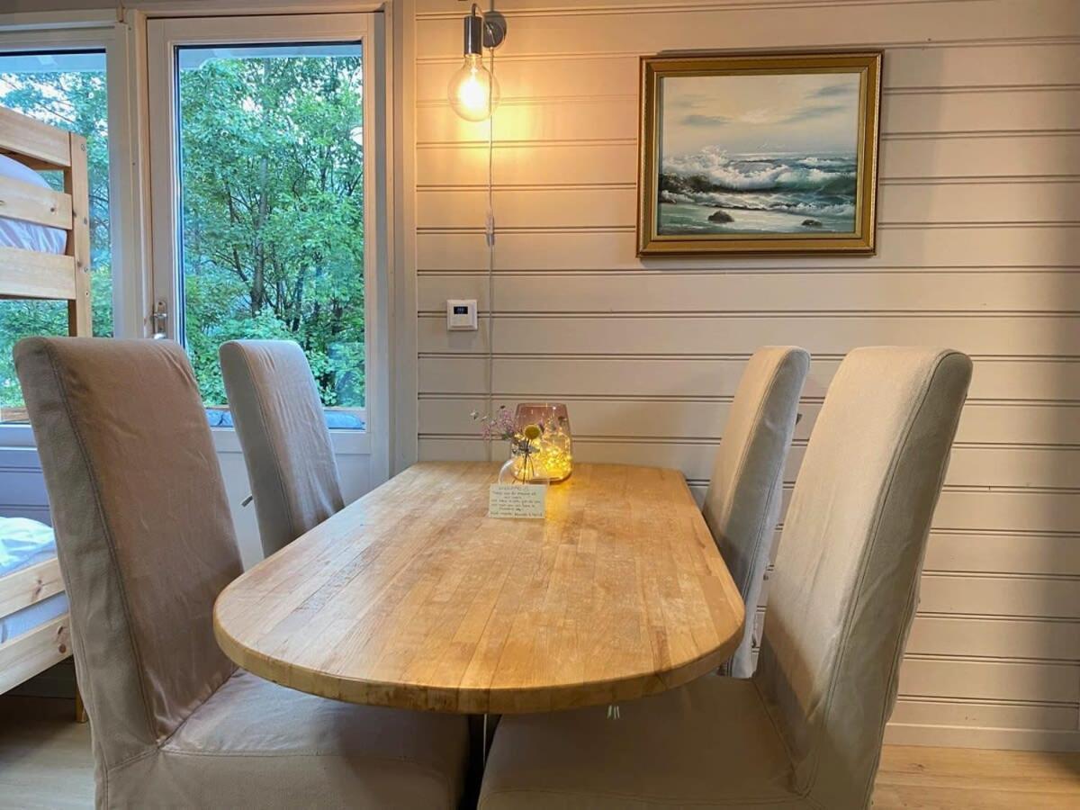 Kveldsro cabin in nice surroundings Kristiansand Esterno foto